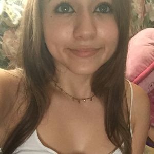 Meet your Posher, Leandra